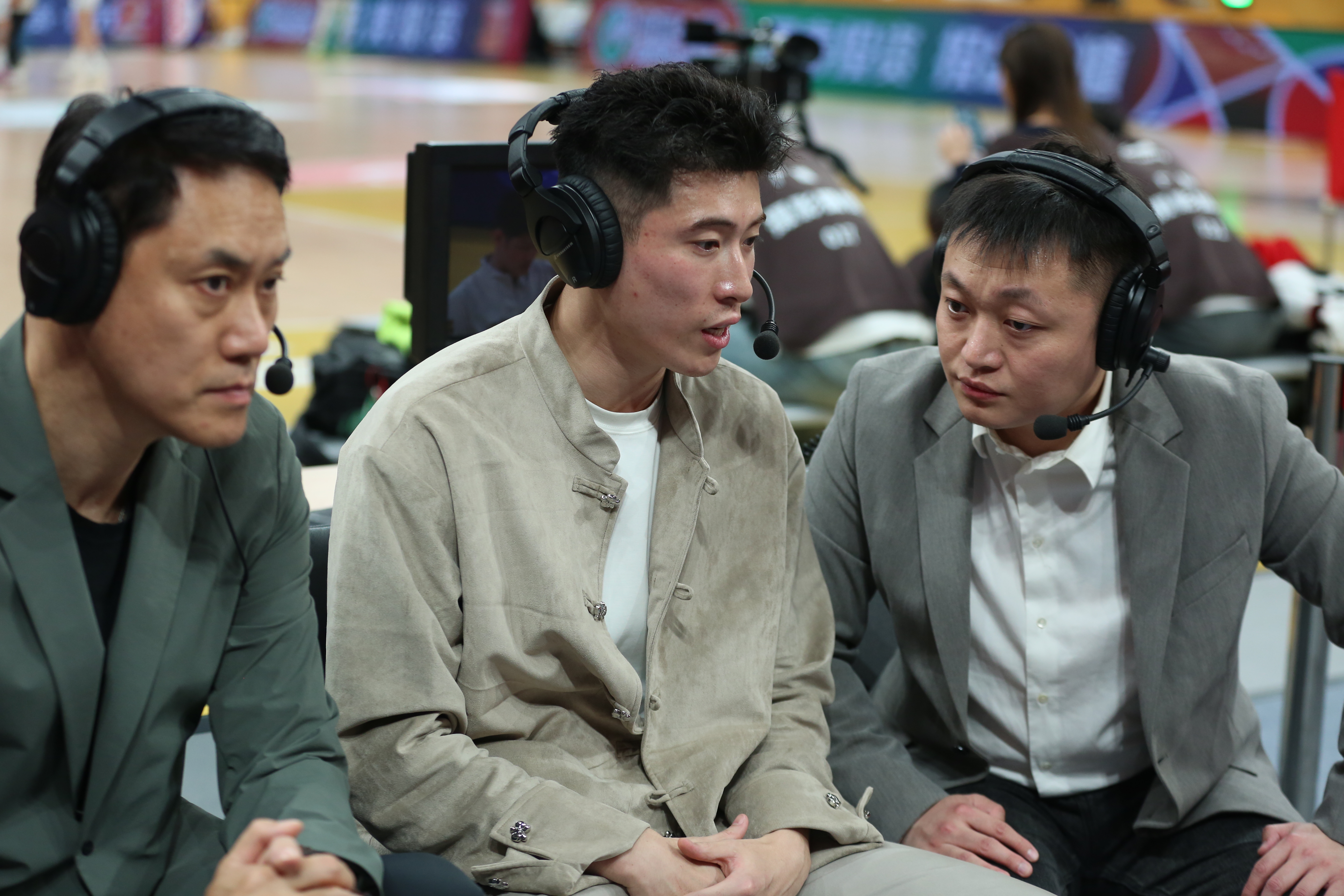 关于赛地聚焦：亚冠清晨热度飙升，浙江稠州队长鼓劲，信心回归，年轻球员得到机会的信息